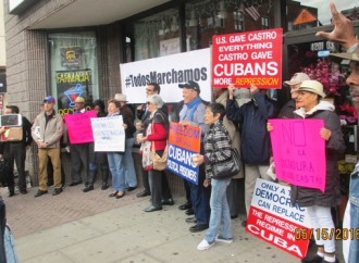 Mayo 15, 2016. #TodosMarchamos en Bergenline Ave. y 42 St. Union City, NJ.