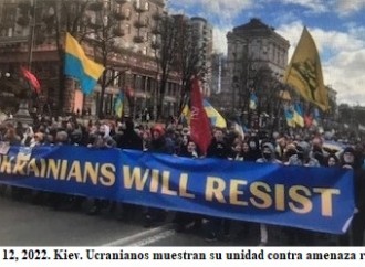 Miles de personas marchan en Kiev para mostrar su unidad contra amenaza rusa