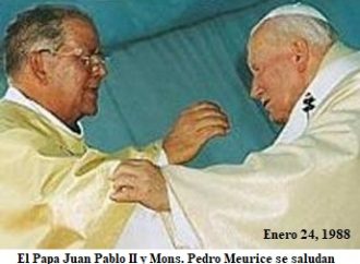 <strong>Palabras de Mons Pedro Meurice Estiú al darle la bienvenida al Papa Juan Pablo II</strong>