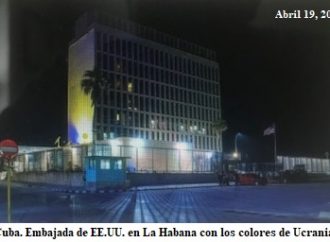 <strong>Lavrov llega a La Habana y EEUU lo recibe con su embajada iluminada con los colores de Ucrania</strong>